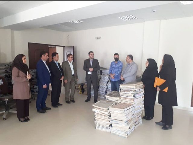 بازدید مدیرکل ثبت اسناد کردستان از کارگاه تصویربرداری دفاتر دستنویس