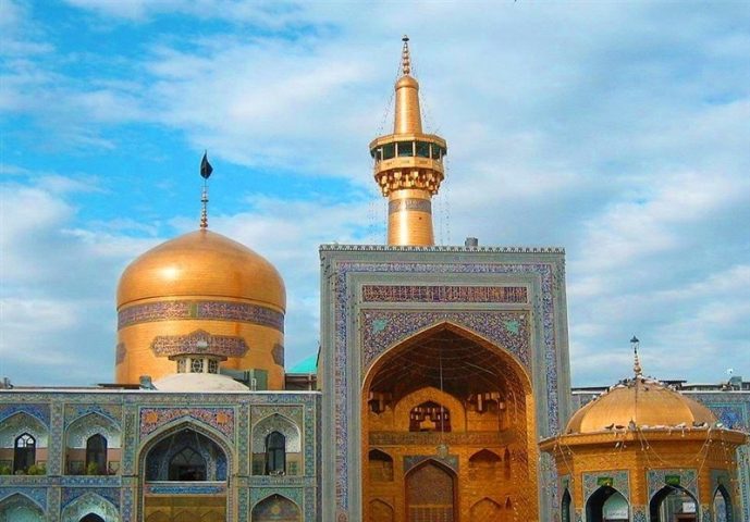 برندگان مسابقه قرآنی ماه مبارک رمضان عازم مشهد مقدس شدند