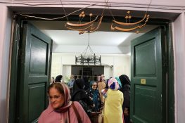 عکس | نشست از خانه تا دفترخانه و بررسی زندگی اقتصادی زنان در دوره قاجار